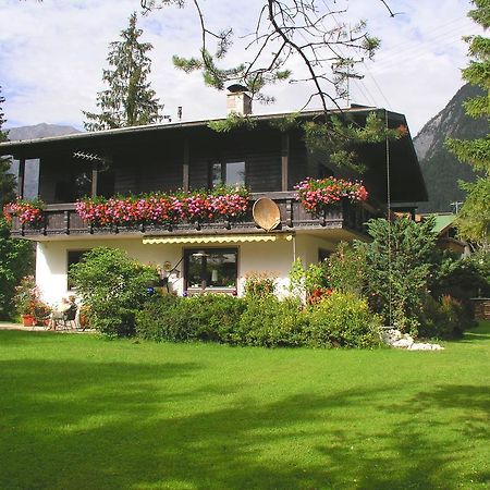 Haus Roedlach-Arendt ロイタシュ エクステリア 写真